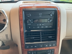 Used 2007 Ford Explorer 4d SUV 4WD Eddie Bauer V6 at Suburban Ford of Sterling Heights near Sterling Heights, MI