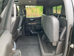 Used 2021 Chevrolet Silverado 1500 4WD Crew Cab LT Trail Boss at Maxx Loans near ,