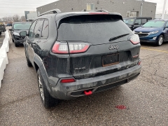 Used 2019  Jeep Cherokee Trailhawk 4x4 at Maxx Loans near St&period; Adrian&comma; MI