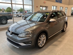 Used 2017 Volkswagen Golf Alltrack 1.8T DSG at Maxx Loans near St. Adrian, MI
