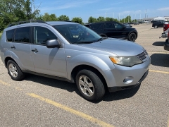 Used 2007 Mitsubishi Outlander 4d SUV 4WD LS at Maxx Loans near St. Adrian, MI