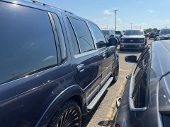 Used 1998 Lincoln Navigator 5d SUV 4WD at Maxx Loans near St. Adrian, MI