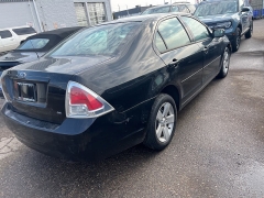 Used 2006  Ford Fusion 4d Sedan SE at Maxx Loans near St&period; Adrian&comma; MI