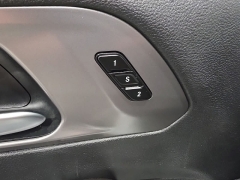 Used 2026  Chrysler Pacifica Select FWD at Maxx Loans near St&period; Adrian&comma; MI