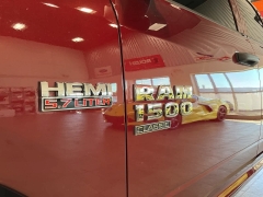 Used 2019 Ram 1500 Classic Express 4x4 Crew Cab 5'7" Box at Suburban Ford of Sterling Heights near Sterling Heights, MI