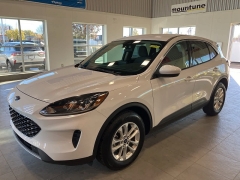 Used 2020  Ford Escape 4d SUV AWD SE at Maxx Loans near St. Adrian, MI