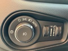 Used 2023 Jeep Renegade Limited 4x4 at Suburban Ford of Sterling Heights near Sterling Heights, MI