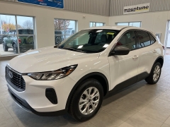 Used 2024  Ford Escape Active AWD at Maxx Loans near St&period; Adrian&comma; MI