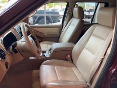 Used 2007 Ford Explorer 4d SUV 4WD Eddie Bauer V6 at Suburban Ford of Sterling Heights near Sterling Heights, MI