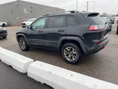 Used 2019  Jeep Cherokee Trailhawk 4x4 at Maxx Loans near St&period; Adrian&comma; MI