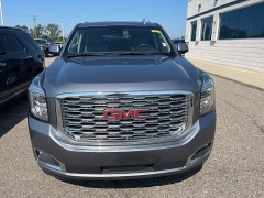 Used 2018 GMC Yukon XL 4d SUV 4WD Denali at Suburban Ford of Sterling Heights near Sterling Heights, MI