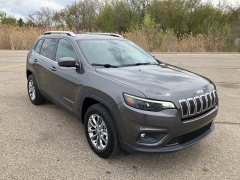 Used 2019 Jeep Cherokee Latitude Plus 4x4 at Maxx Loans near ,