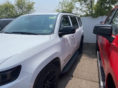 Used 2024 Jeep Wagoneer Series II Carbide 4x4 at Maxx Loans near St. Adrian, MI