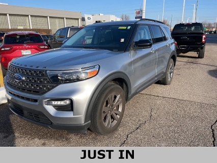 2023 Ford Explorer XLT's photo