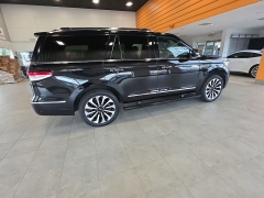 Used 2022  Lincoln Navigator Reserve 4x4 at Maxx Loans near St&period; Adrian&comma; MI