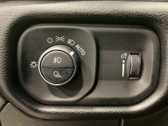 Used 2022  Ram 1500 Big Horn 4x4 Crew Cab 6'4" Box at Maxx Loans near St&period; Adrian&comma; MI