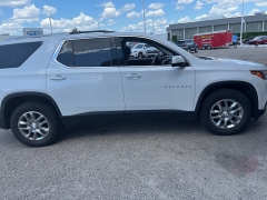 Used 2018 Chevrolet Traverse 4d SUV AWD LT Cloth w/1LT at Maxx Loans near St. Adrian, MI