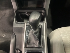 Used 2017  Toyota Tacoma Double Cab 5' Bed V6 4x2 AT &lpar;Natl&rpar; at Maxx Loans near St&period; Adrian&comma; MI