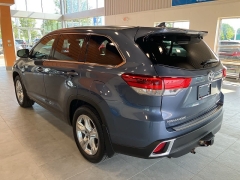 Used 2019 Toyota Highlander Limited V6 AWD (Natl) at Maxx Loans near St. Adrian, MI