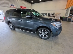 Used 2022  Ford Expedition XLT 4x4 at Maxx Loans near St&period; Adrian&comma; MI
