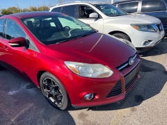 Used 2013  Ford Focus 4d Sedan SE at Maxx Loans near St&period; Adrian&comma; MI