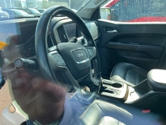 Used 2019 GMC Canyon 4WD Crew Cab 128.3" Denali at Suburban Ford of Sterling Heights near Sterling Heights, MI