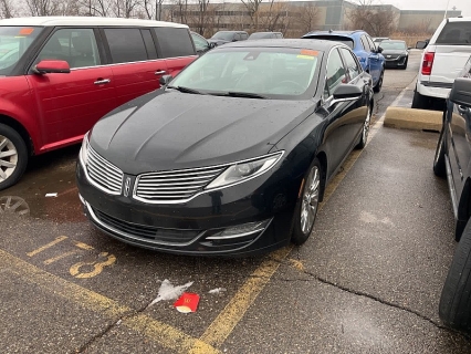 2016 Lincoln MKZ Base's photo