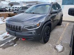 Used 2020  Jeep Cherokee Trailhawk Elite 4x4 at Maxx Loans near St&period; Adrian&comma; MI