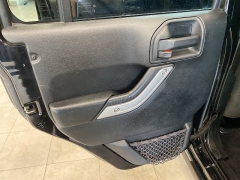 Used 2016  Jeep Wrangler Unlimited 4WD 4dr Rubicon at Maxx Loans near St&period; Adrian&comma; MI