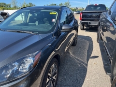Used 2020 Ford Escape 4d SUV AWD Titanium at Maxx Loans near St. Adrian, MI