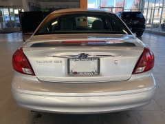 Used 2000  Ford Taurus 4d Sedan SES at Maxx Loans near St. Adrian, MI