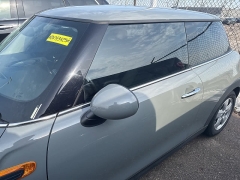 Used 2019  MINI Hardtop 2 Door Cooper FWD at Maxx Loans near St&period; Adrian&comma; MI