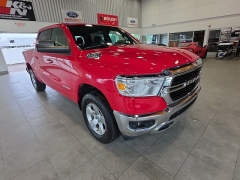 Used 2019  Ram 1500 Big Horn&sol;Lone Star 4x4 Crew Cab 5'7" Box at Maxx Loans near St&period; Adrian&comma; MI