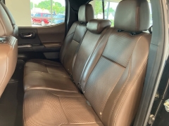 Used 2017 Toyota Tacoma 4WD Double Cab V6 Auto Limited at Maxx Loans near St. Adrian, MI