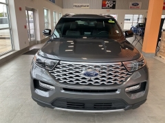 Used 2022 Ford Explorer Platinum 4WD at Maxx Loans near ,