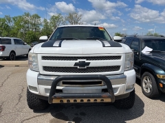 Used 2010 Chevrolet Silverado 1500 4WD Crew Cab LT at Maxx Loans near ,