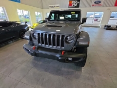 Used 2021  Jeep Gladiator Mojave 4x4 at Maxx Loans near St&period; Adrian&comma; MI