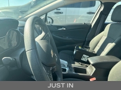 Used 2017  Chevrolet Cruze 4d Sedan LT Auto at Maxx Loans near St&period; Adrian&comma; MI