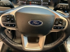 Used 2022 Ford Explorer XLT 4WD at Suburban Ford of Sterling Heights near Sterling Heights, MI