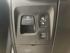 Used 2019 Ram 1500 4WD Crew Cab Laramie at Maxx Loans near St. Adrian, MI