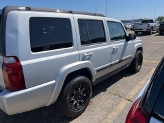Used 2007 Jeep Commander 4WD 4dr Sport at Maxx Loans near St. Adrian, MI