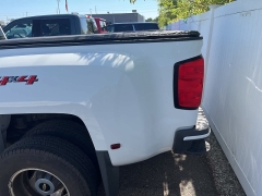 Used 2019 Chevrolet Silverado 3500HD 4WD Crew Cab 167.7" High Country at Suburban Ford of Sterling Heights near Sterling Heights, MI
