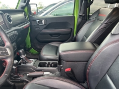 Used 2019 Jeep Wrangler Unlimited 4d SUV 4WD Rubicon at Suburban Ford of Sterling Heights near Sterling Heights, MI