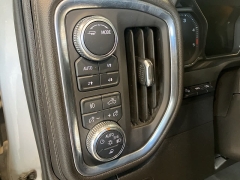 Used 2022  GMC Sierra 3500HD 4WD Crew Cab Denali at Maxx Loans near St. Adrian, MI