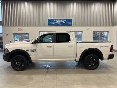 Used 2019  Ram 1500 Classic Warlock 4x4 Crew Cab 5'7" Box at Maxx Loans near St&period; Adrian&comma; MI