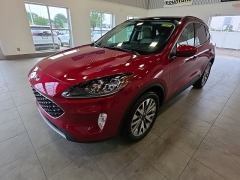 Used 2022  Ford Escape Titanium AWD at Maxx Loans near St&period; Adrian&comma; MI