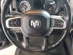 Used 2021  Ram 1500 Big Horn 4x4 Crew Cab 5'7" Box at Maxx Loans near St&period; Adrian&comma; MI