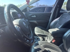 Used 2021  Jeep Cherokee Latitude Lux 4x4 at Maxx Loans near St&period; Adrian&comma; MI