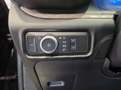 Used 2022  Ford Explorer Platinum 4WD at Maxx Loans near St&period; Adrian&comma; MI