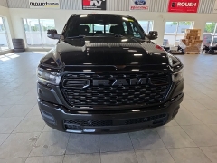 Used 2025  Ram 1500 Big Horn 4x4 Crew Cab 5'7" Box at Maxx Loans near St&period; Adrian&comma; MI